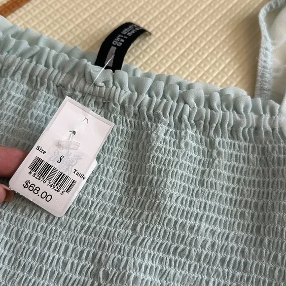 Design lab Baby Blue Ruffle Top. New - Picture 3 of 4